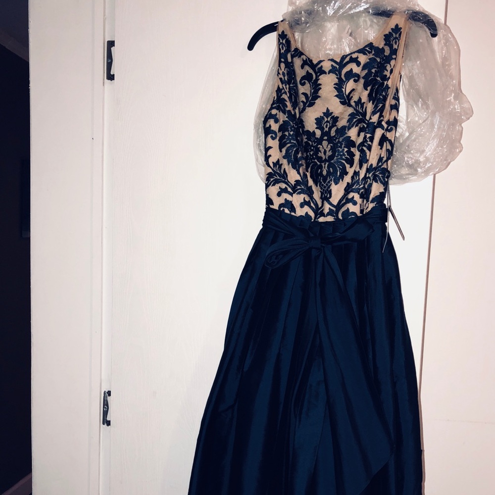 Adrianna Papell Dress